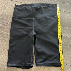 Worn once Fabletics Powerhold biker shorts